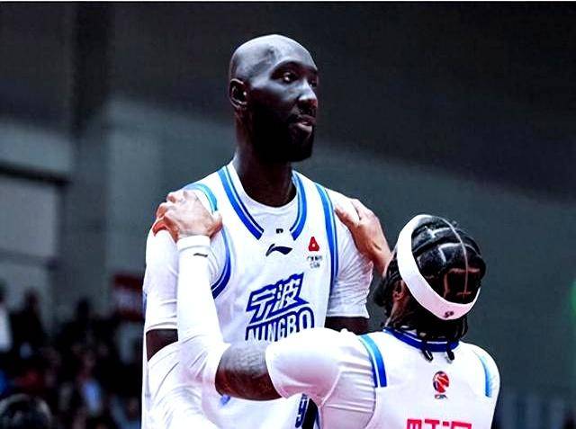 爱游戏APP-风云突变！布莱顿转会期完成体检；CBA季后赛版图或变；赛场秩序良好；控场能力受关注(布莱顿大学艺术学院好不好申请)