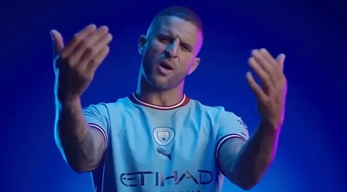 爱游戏体育-关于里昂迎意大利杯关键赛，转会期回应争议，态度坚定，资深球员宣示担当的信息