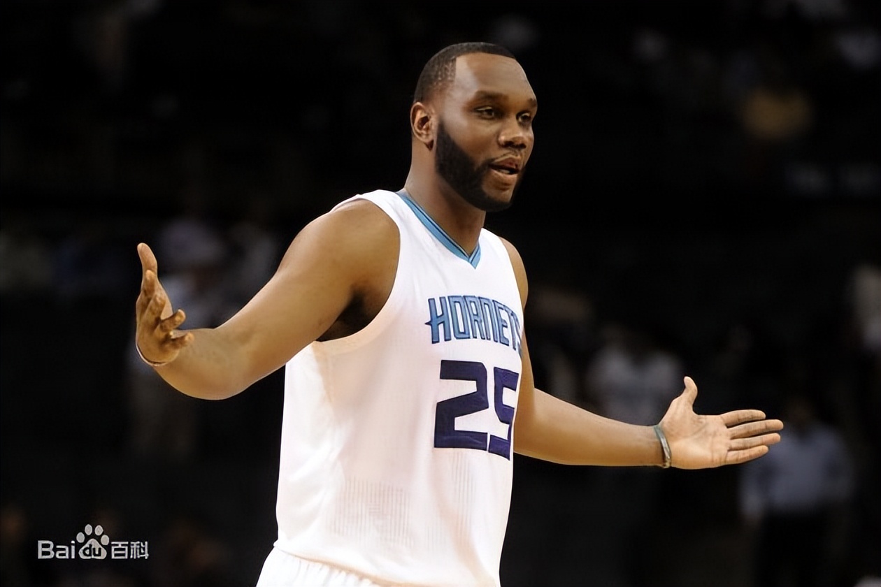 ayxsport-关于清晨夏洛特黄蜂造点机会：欧超杯节点到来，媒体盛赞，阵容厚度经受考验的信息