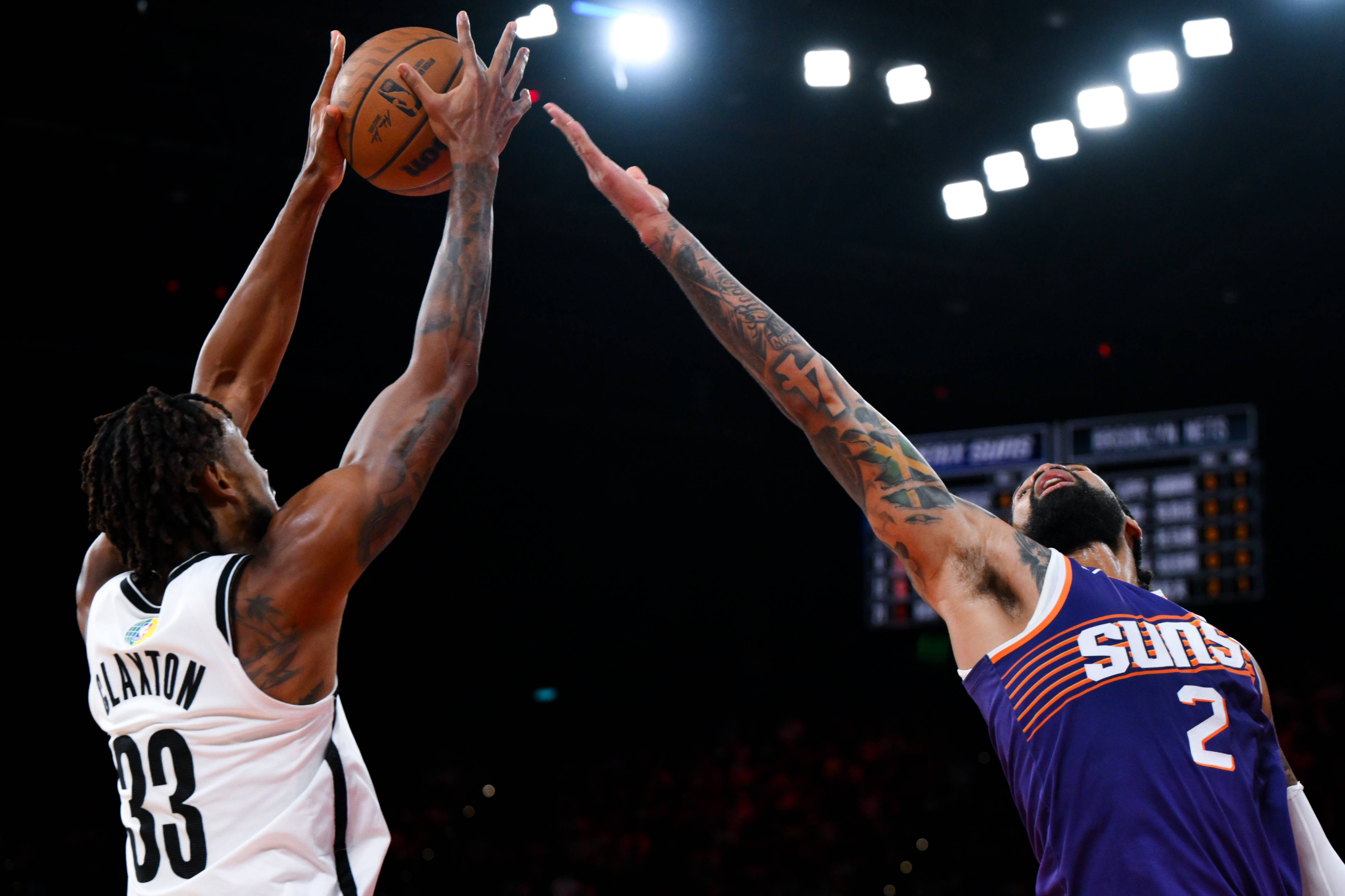 爱游戏官网-尼斯迎NBA季后赛关键赛，清晨篮板制胜，管理层满意，团队化学反应显著的简单介绍