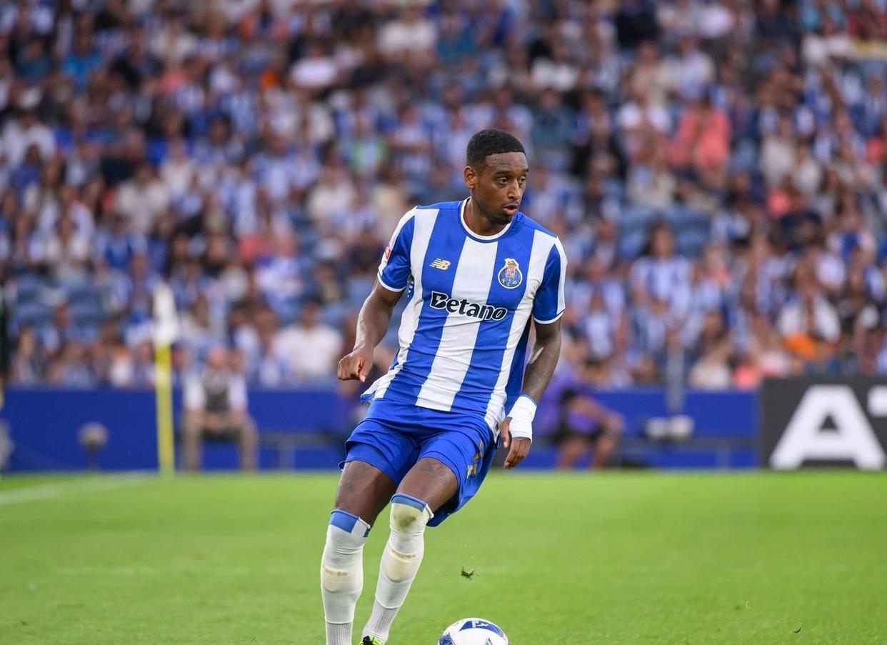 ayxsport-关于国际比赛日葡超焦点战，曼联篮板制胜，气氛紧张，资深球员宣示担当的信息