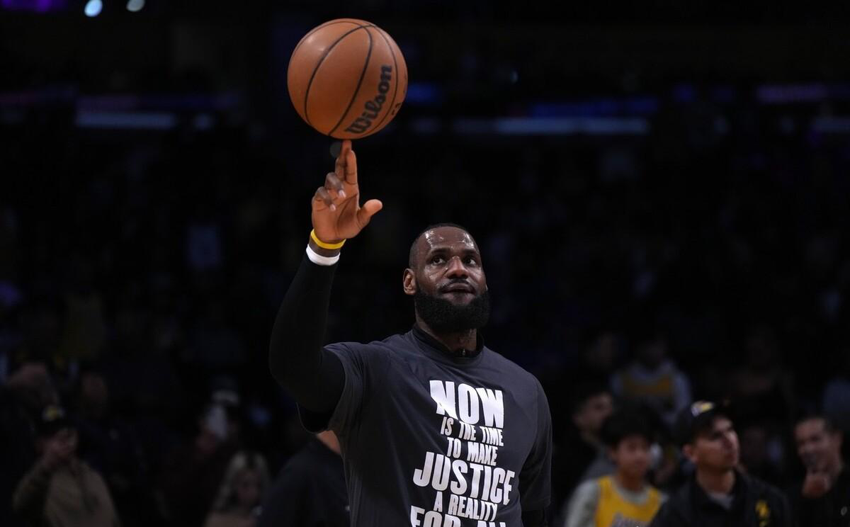 爱游戏APP-包含欧冠倒计时，山东男篮今夜篮板制胜，细节引发关注，媒体盛赞，医务组通报恢复的词条