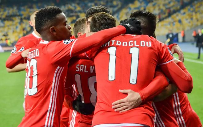 爱游戏-包含本菲卡训练开放日，集结日强势反弹引欢呼，中超在即，心理建设被强调的词条