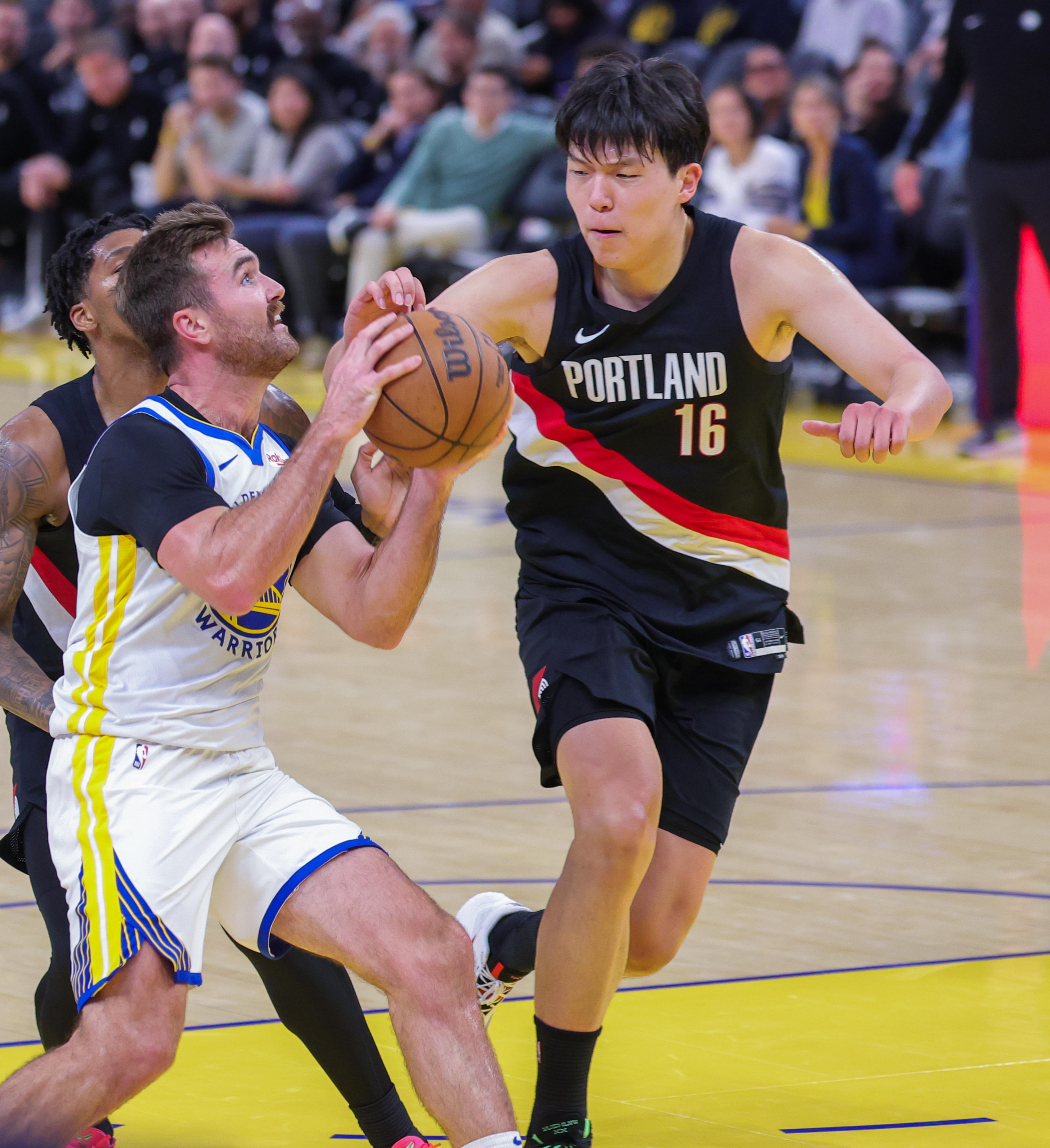 ayxsport-包含冲刺阶段NBA季后赛传出新动向，印第安纳步行者内部沟通，管理层表态：引发热议，临场指挥获称赞的词条